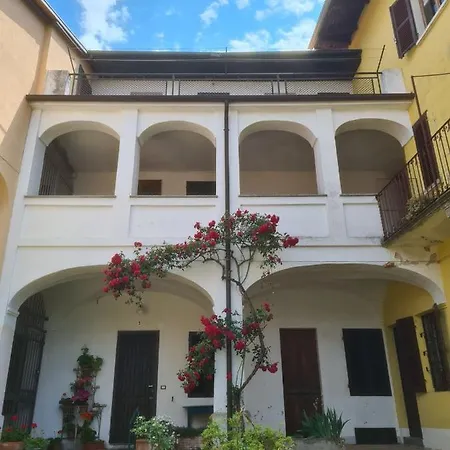 Nonna Mariuccia Charming House Casa del Bosco
